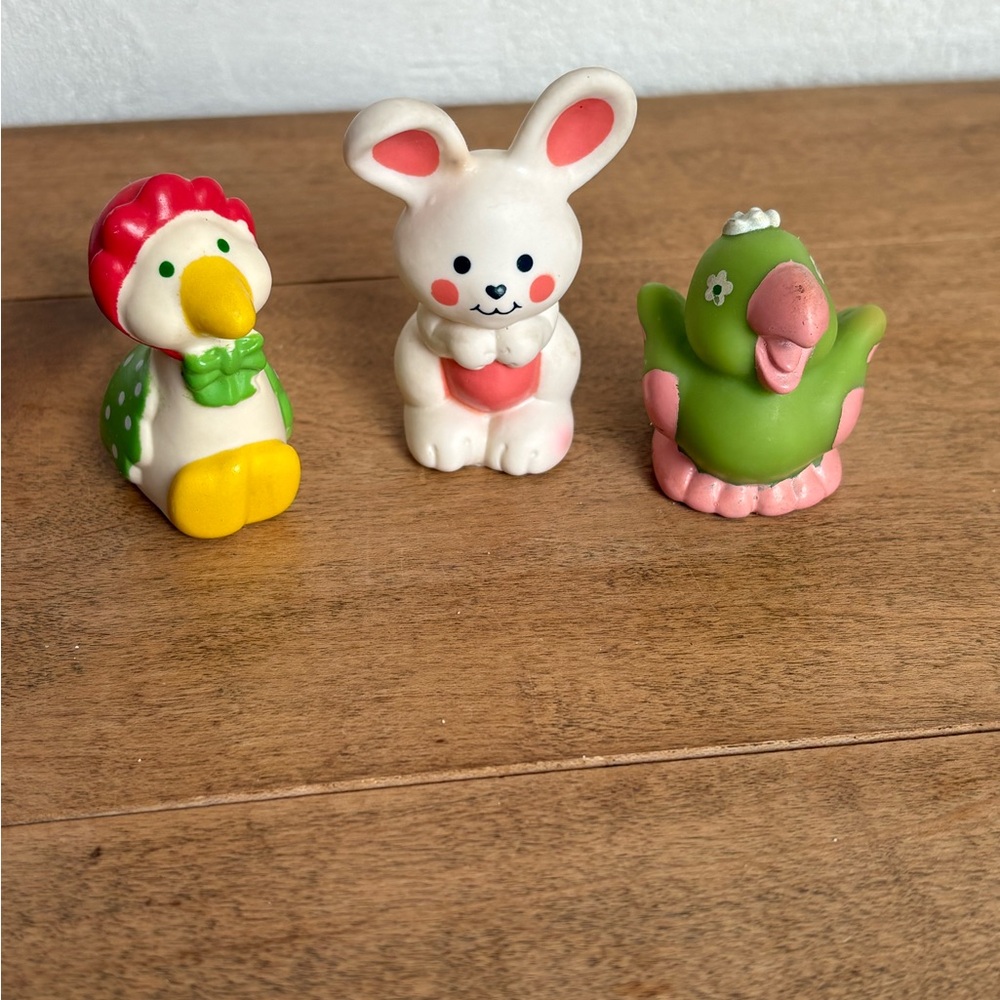 Charming Small Pet Toy Set a three 1982 Strawberry shortcake friends